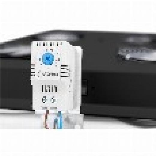 NWSZ Dachlüftereinheit Digitus für Unique Netzw. & Dyna. Basic 4 Lüfter, Schalter, Thermostat, 552 m³ zirk./h, Farbe black (RAL 9005)