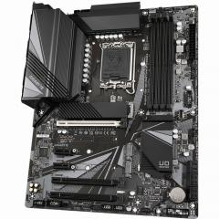1700 Gigabyte Z690UD AX DDR5